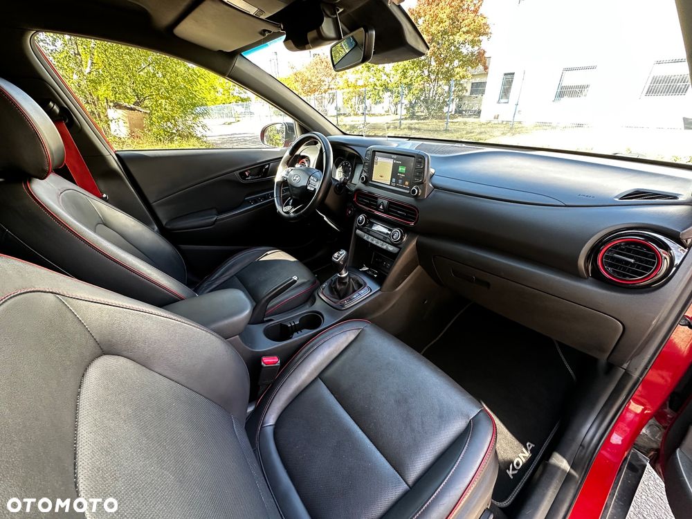 Hyundai Kona - 17