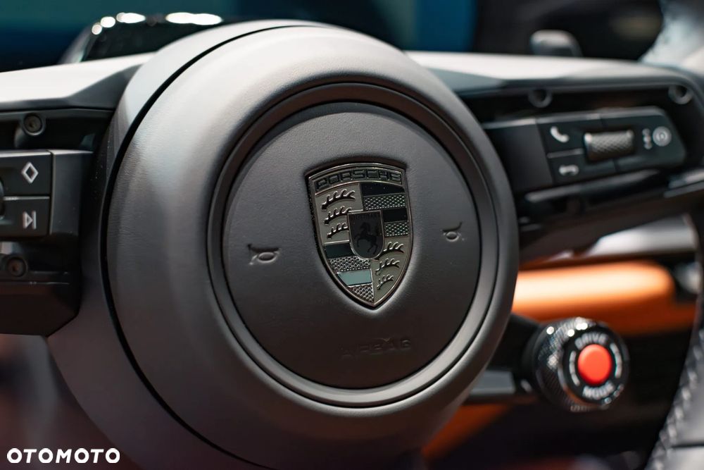 Porsche 911 Turbo S - 25