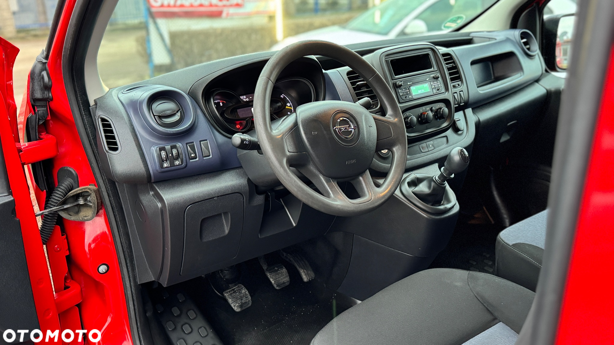Opel VIVARO - 21