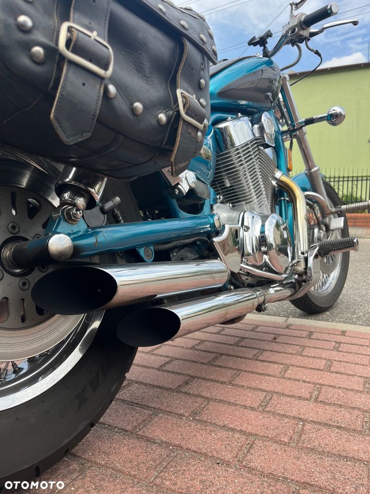 Suzuki Intruder - 6