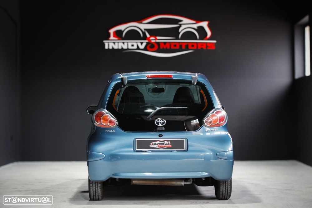 Toyota Aygo 1.0 - 10