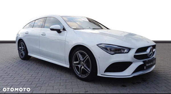 Mercedes-Benz CLA 200 AMG Line 7G-DCT