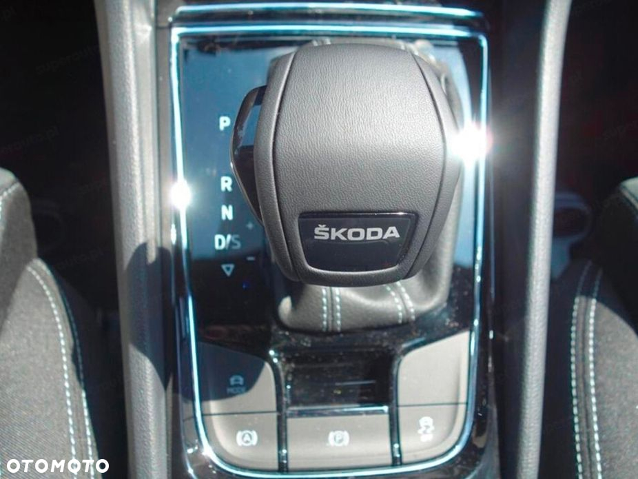 Skoda Karoq 2.0 TDI SCR 4x4 Sportline DSG - 11