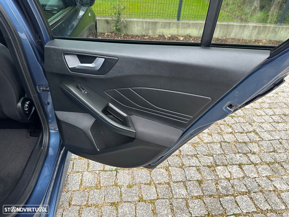 Ford Focus SW 1.5 TDCi EcoBlue ST-Line - 21