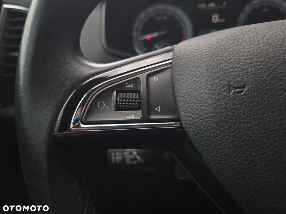 Skoda Karoq 1.6 TDI SCR 4x2 Style DSG - 18