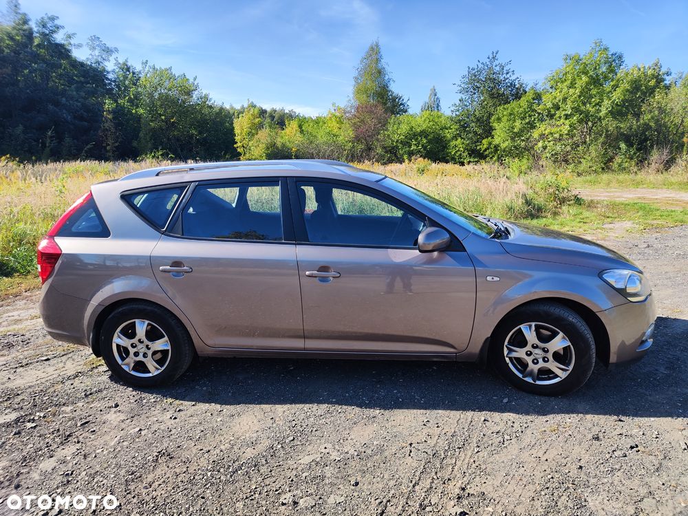 Kia Ceed Cee'd 1.6 Crdi Comfort - 4
