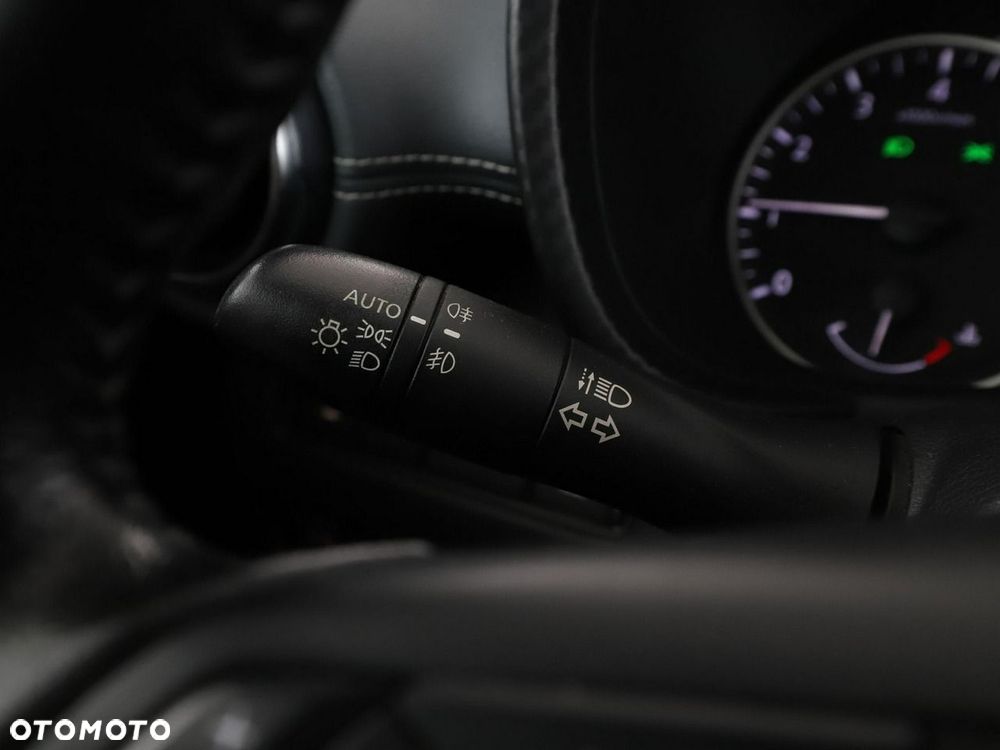 Nissan Juke 1.0 DIG-T N-Connecta - 32