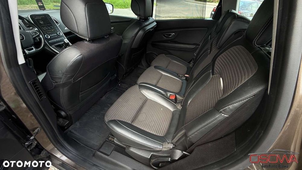 Renault Grand Scenic - 33