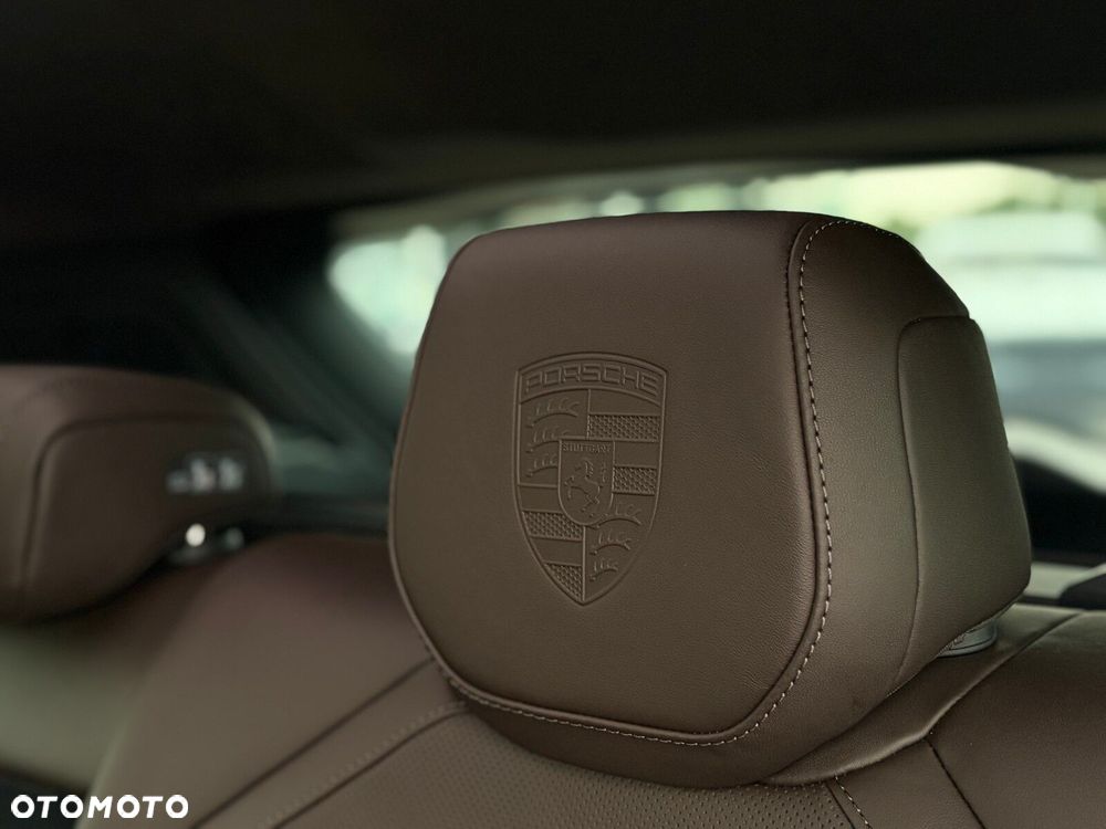 Porsche Cayenne - 41