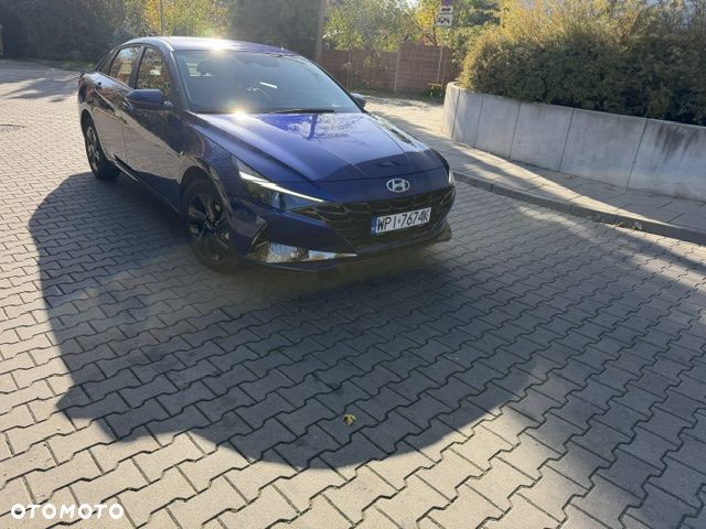 Hyundai Elantra 2022 photo 3