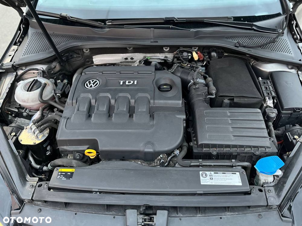 Volkswagen Golf 2.0 TDI BMT Highline - 11