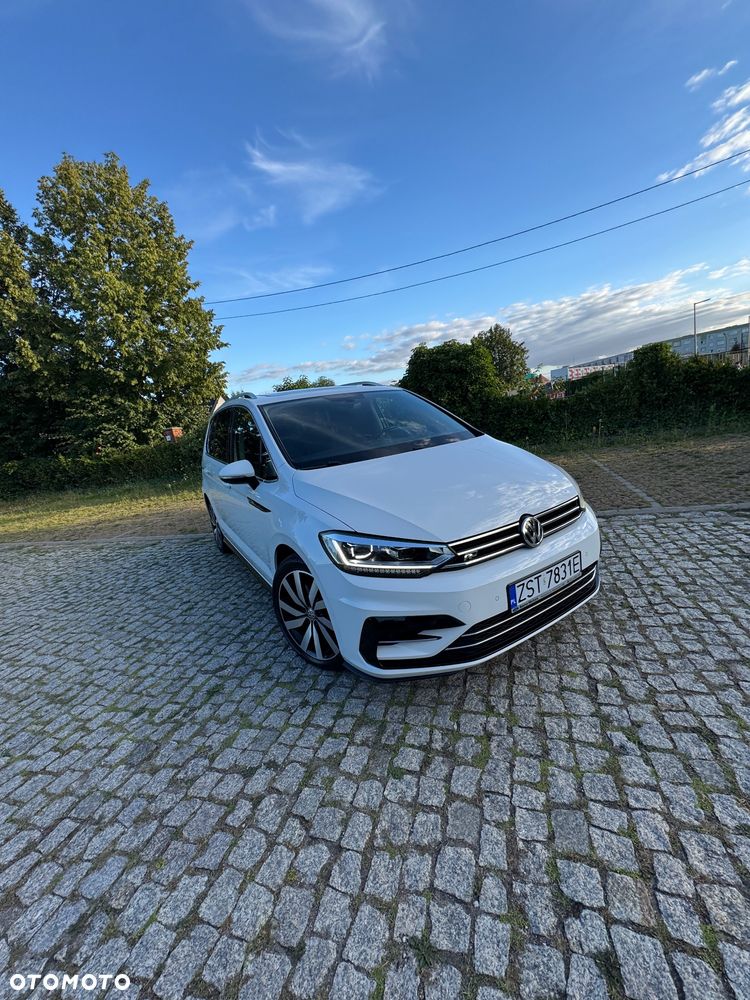 Volkswagen Touran - 24
