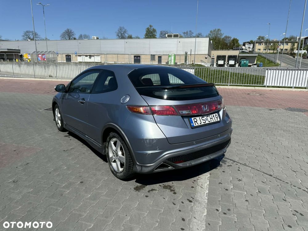 Honda Civic 1.8i-VTEC Type S - 2