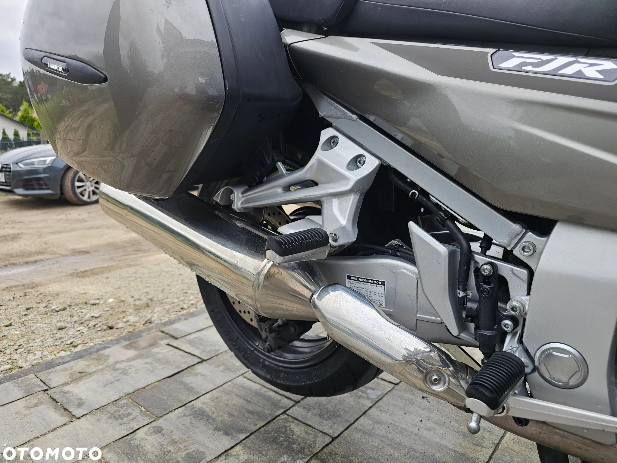 Yamaha FJR - 8