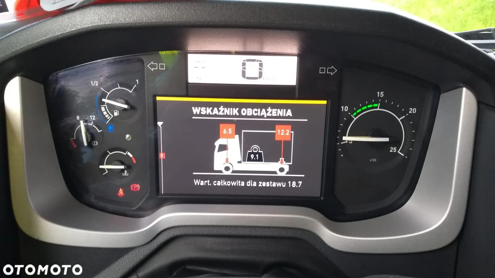 Renault T380 - 11
