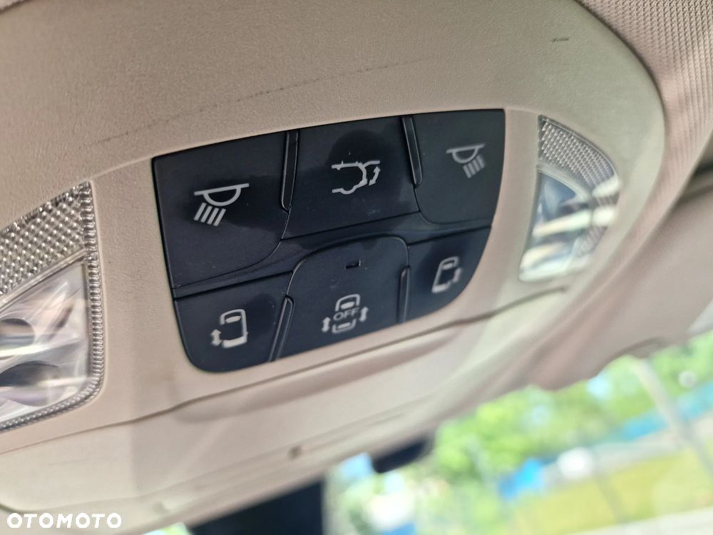 Chrysler Pacifica - 15
