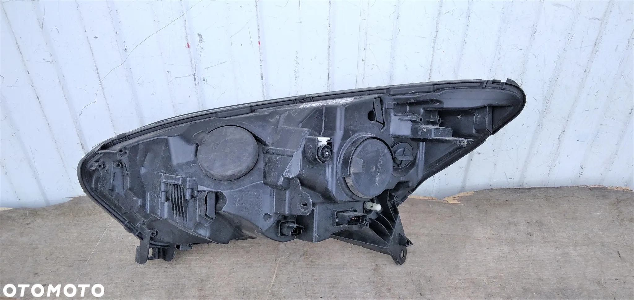 RENAULT CAPTUR LAMPA PRAWA - 3