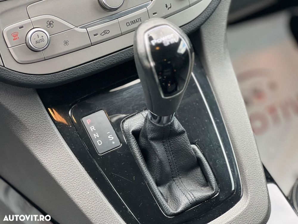 Ford Kuga 2.0 TDCi Powershift 4WD Titanium - 18