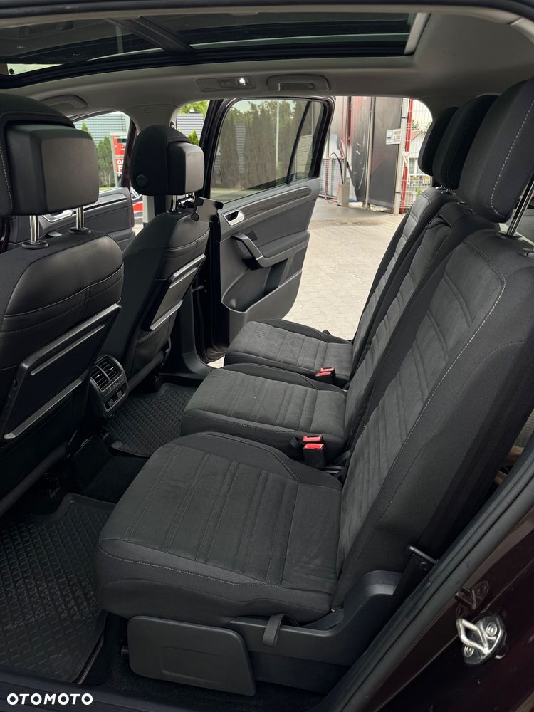 Volkswagen Touran 2.0 TDI BMT Highline DSG - 9