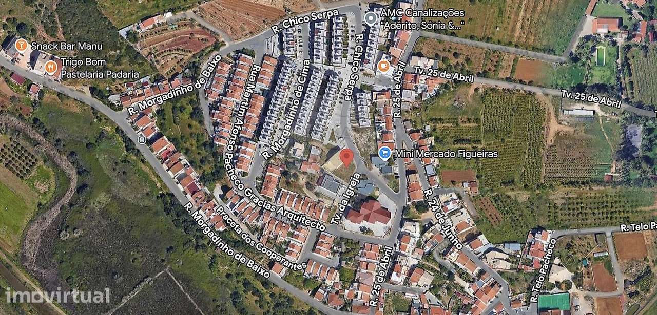 Moradia T4 para venda - Grande imagem: 2/19
