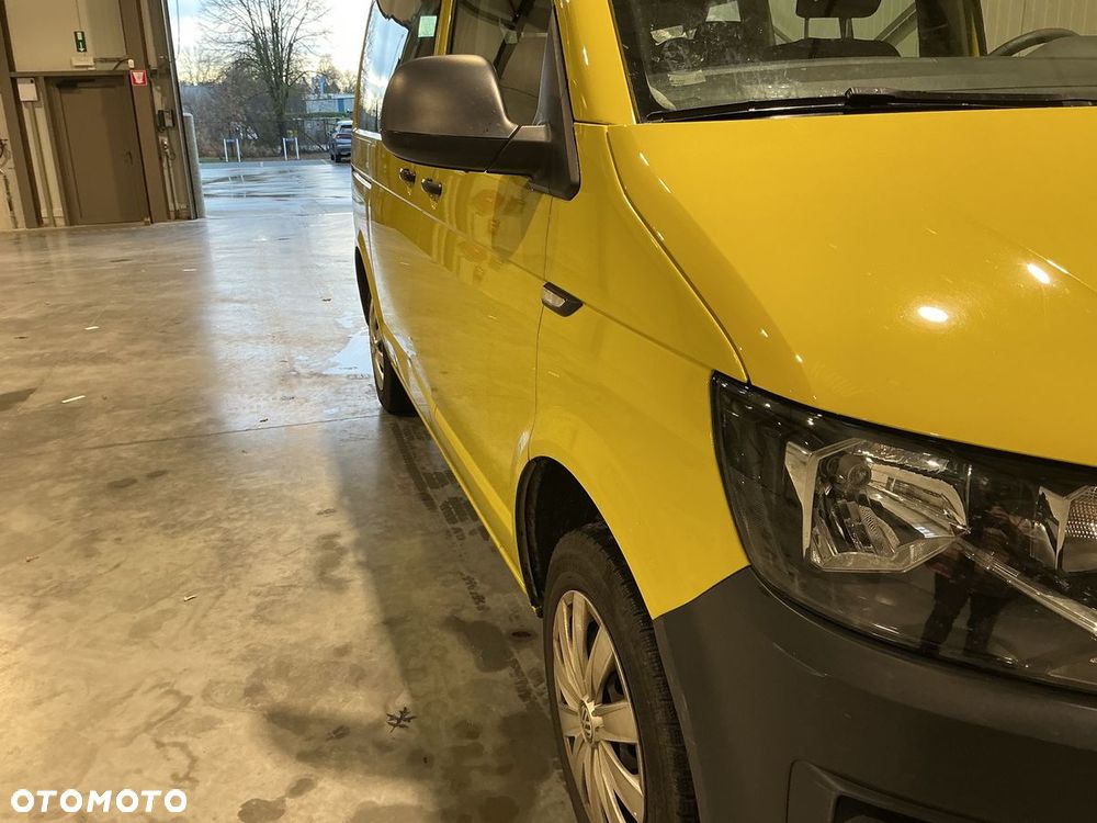 Volkswagen Caravelle 2.0 TDI L1 Trendline - 12