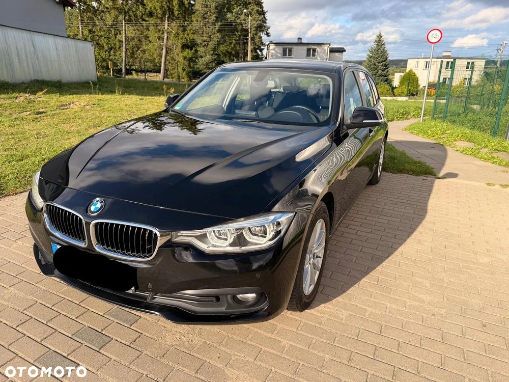 BMW Seria 3 318d - 12