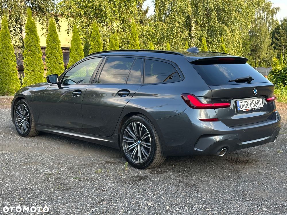 BMW Seria 3 320d M Sport Shadow - 12