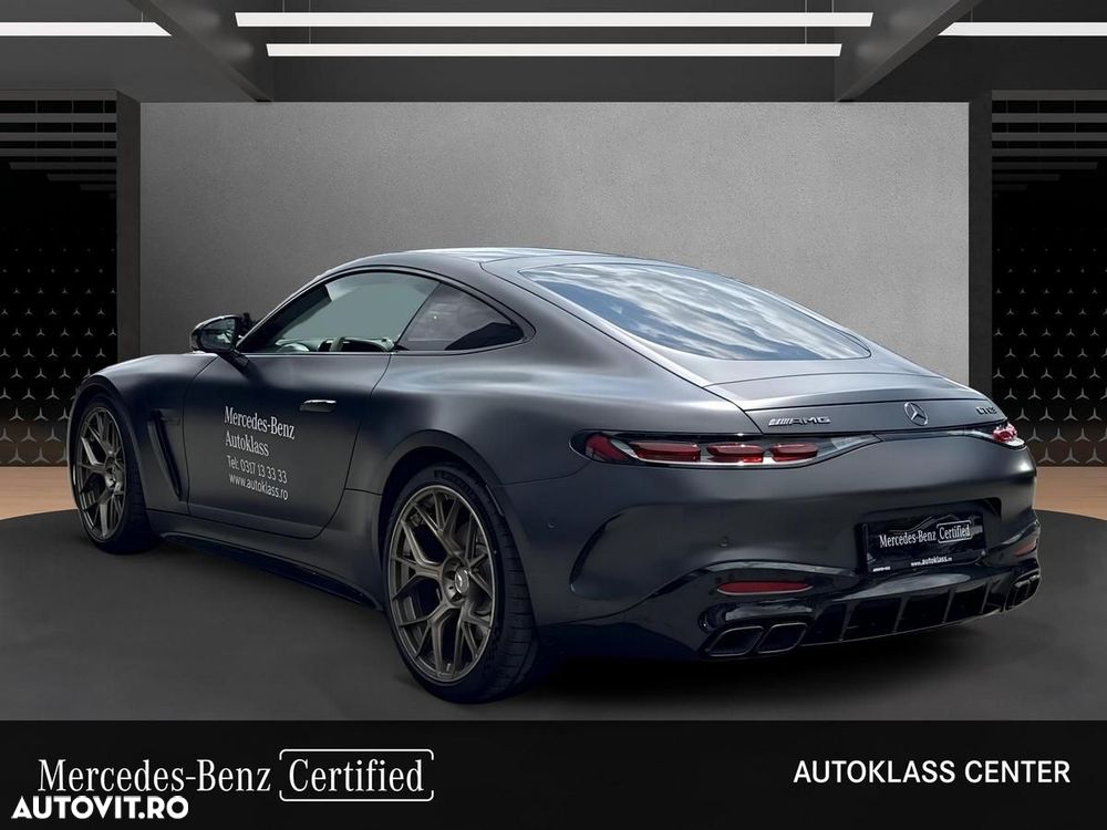 Mercedes-Benz AMG GT - 4