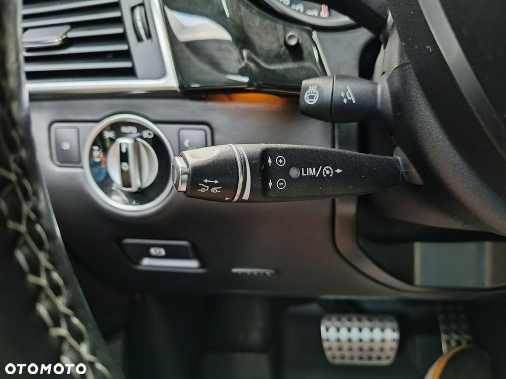 Mercedes-Benz GL 63 AMG - 37