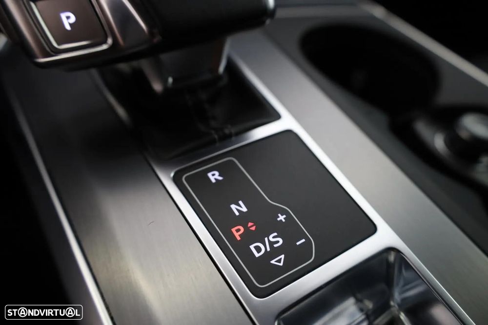 Audi A6 Avant 40 TDI S line S tronic - 41