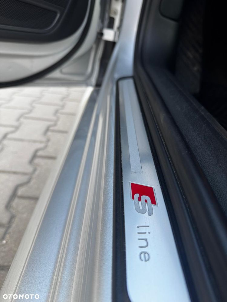 Audi A4 Avant 2.0 TDI DPF S line Sportpaket - 9