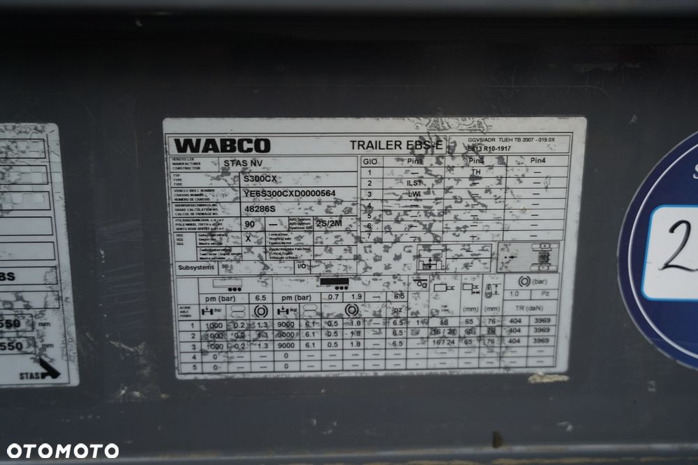 Stas / WYWROTKA - 28 m3 / ALUMINIOWA / OŚ PODNOSZONA / PLANDEKA ELEKTRYCZNA /   WAGA: 5 260 KG / / - 26