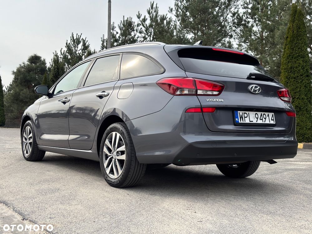 Hyundai i30 blue Kombi 1.4 Classic Navigation - 15