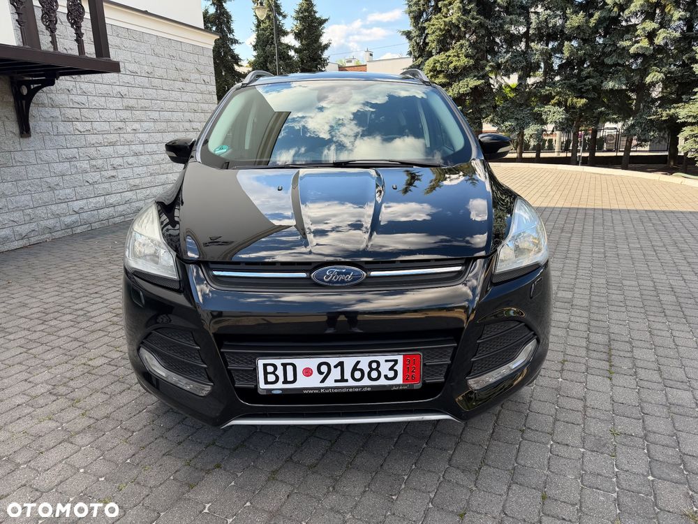 Ford Kuga 1.5 EcoBoost 2x4 Titanium - 4