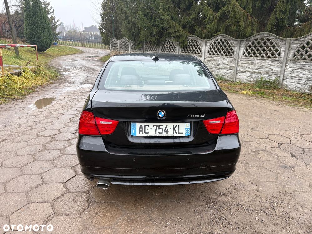 BMW Seria 3 318d DPF Edition Lifestyle - 8