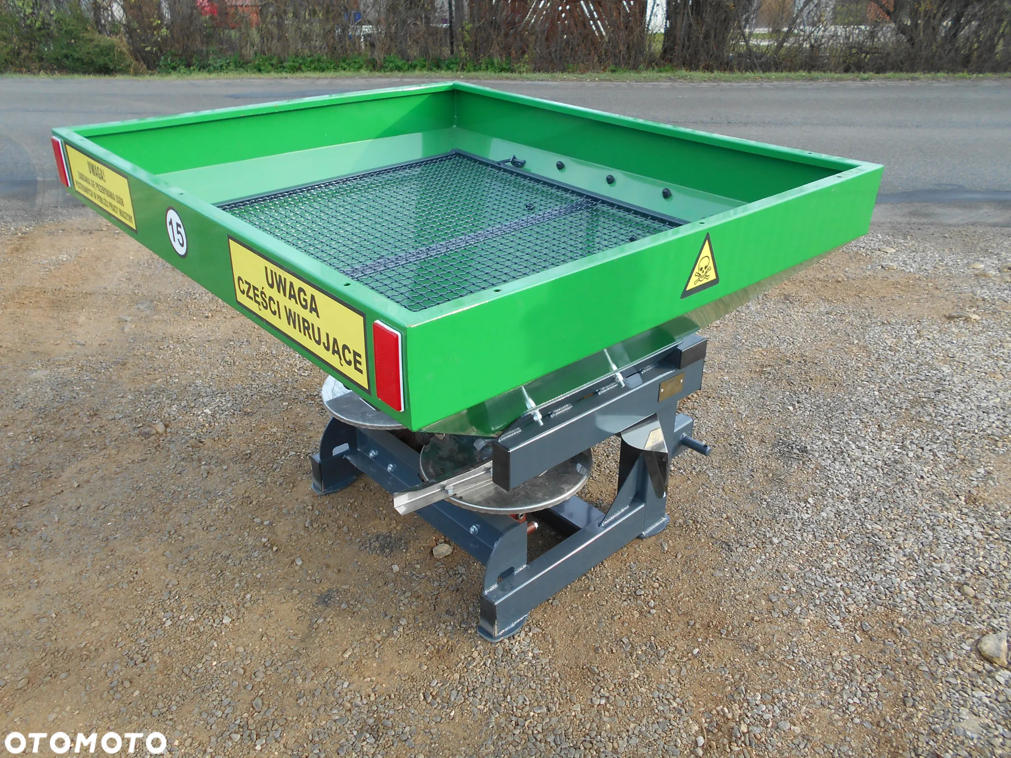 Rozsiewacz nawozów 600/800/1000/1200l SIEWKA/siewnik nawozów JANPOL malowany/ocynk OD RĘKI /przekładnia żeliwna - 6