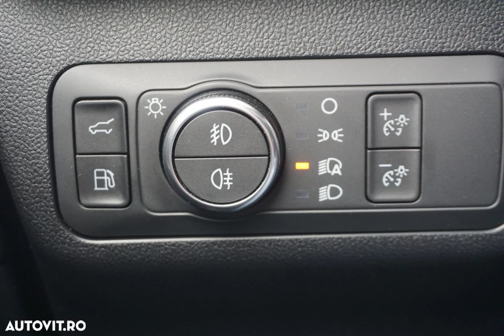 Ford Kuga 2.5 Duratec PHEV ST Line X - 20