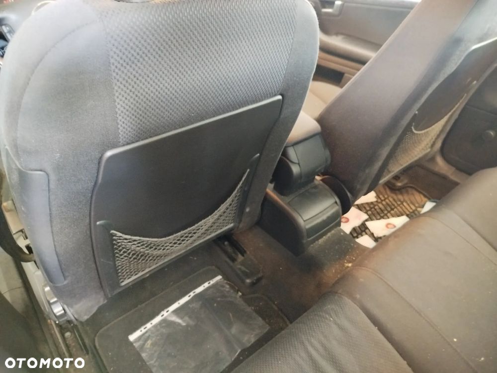 Audi A4 B6 komplet foteli - 4
