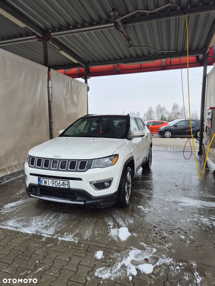 Jeep Compass - 2