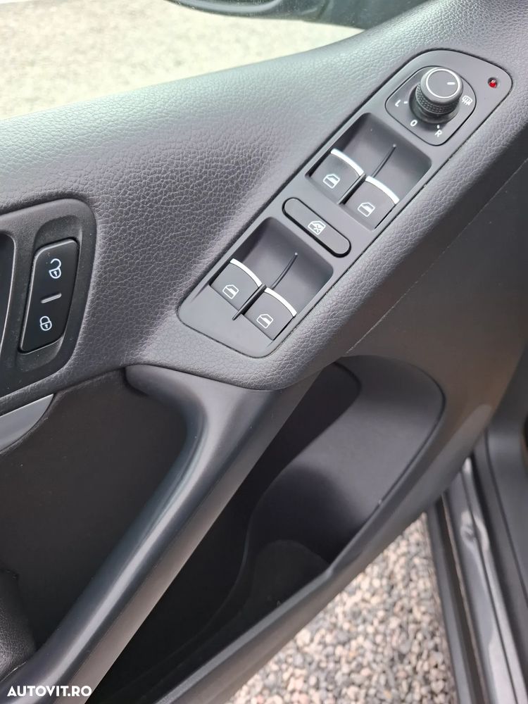 Volkswagen Tiguan 2.0 TDI SCR 4MOTION BlueMotion Technology Lounge Sport & Style - 28