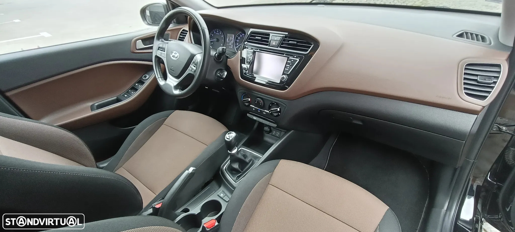 Hyundai i20 1.2 Comfort - 10