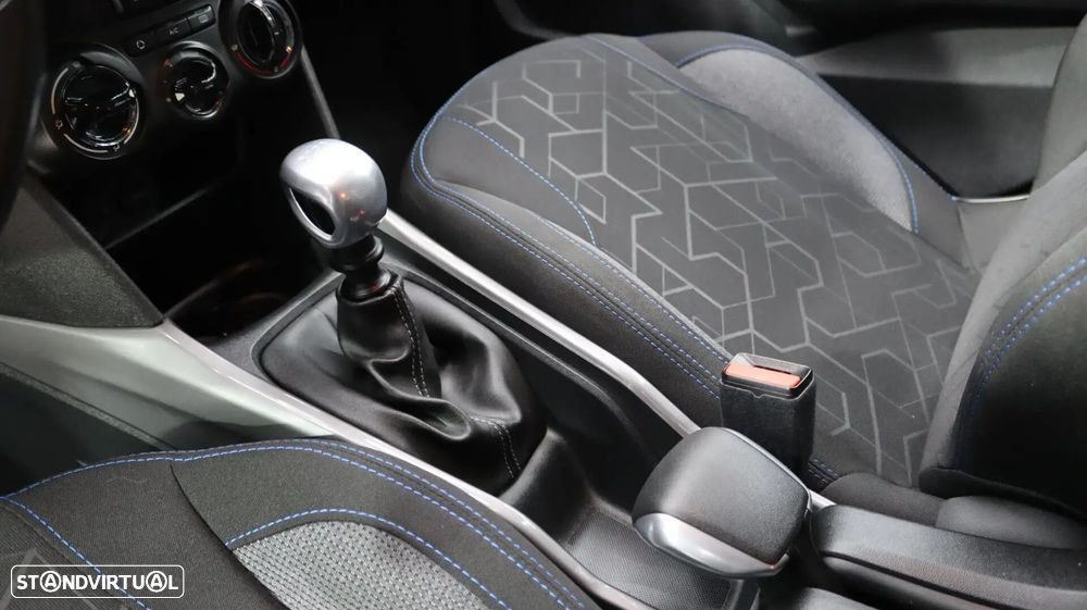 Peugeot 2008 1.5 BlueHDi Style - 13