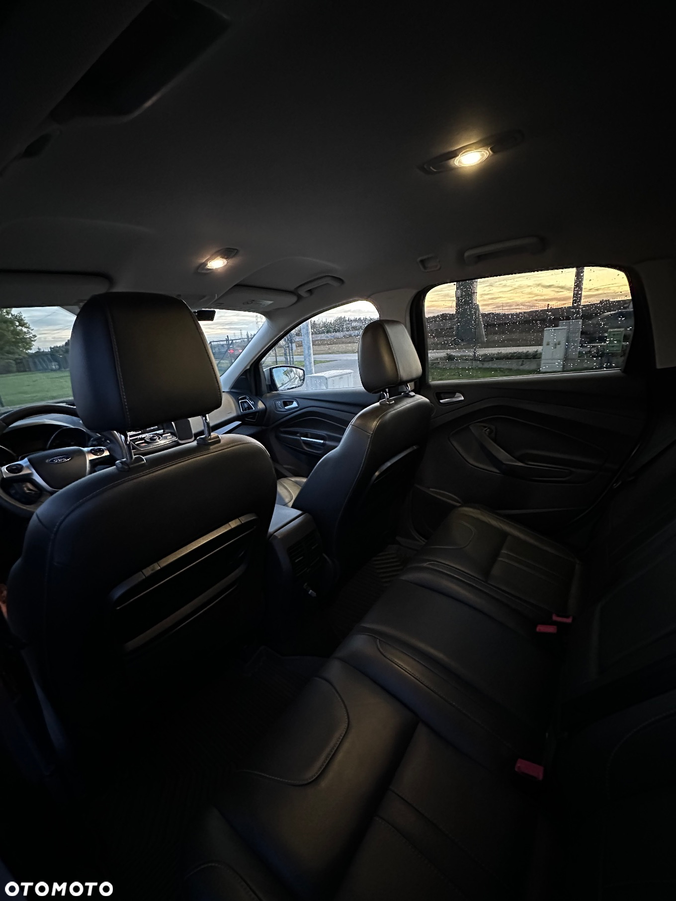 Ford Kuga - 11