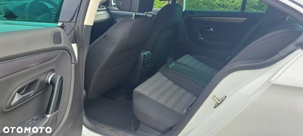 Volkswagen CC 2.0 TDI BlueMotion Technology DSG - 27