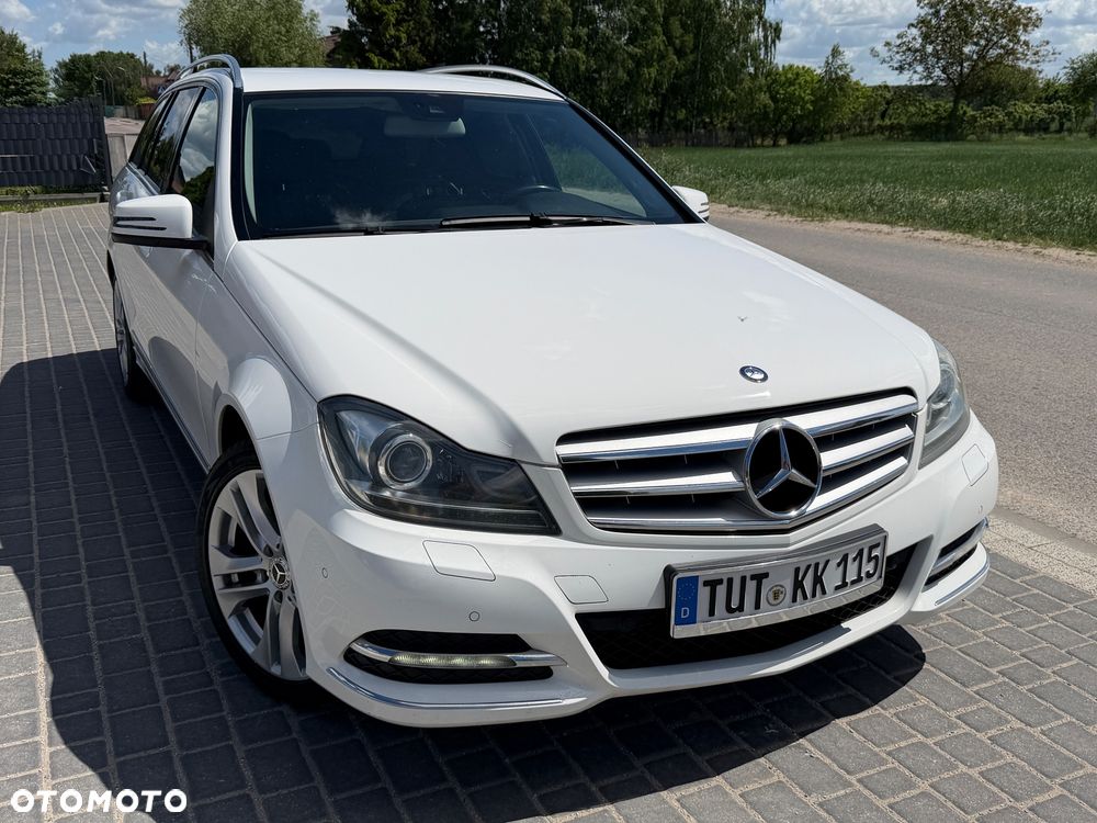 Mercedes-Benz Klasa C 220 CDI 7G-TRONIC Avantgarde Edition - 22