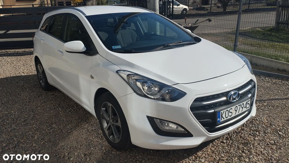 Hyundai i30 1.6 GDI Comfort - 1