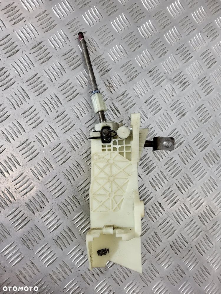 Hyundai H350 2.5 Lewarek Drążek Zmiany Biegów - 1