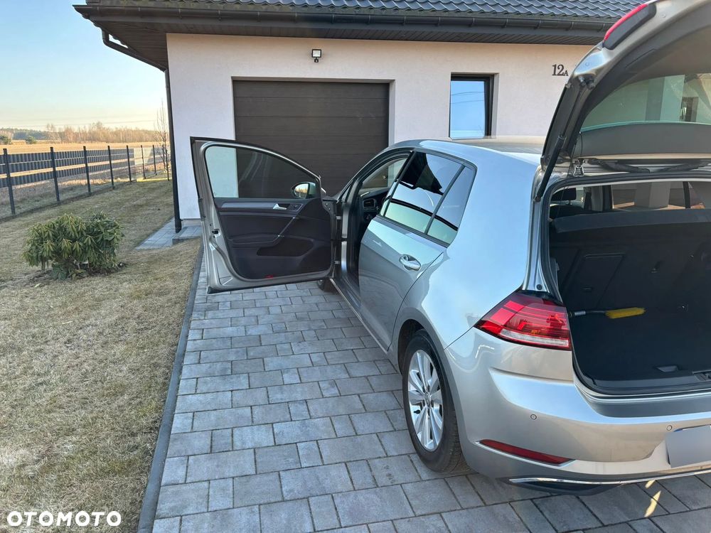 Volkswagen Golf 1.5 TSI BMT Comfortline - 14