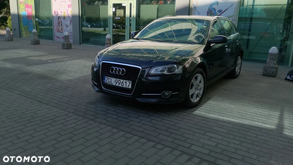 Audi A3 Sportback - 1