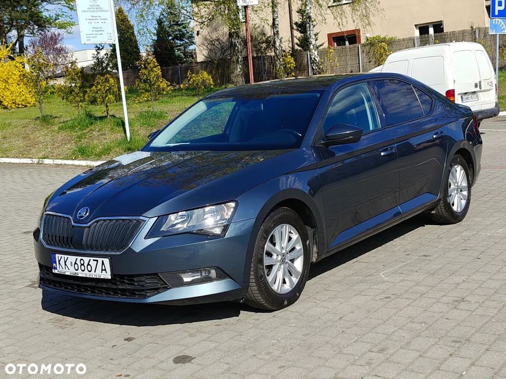 Skoda Superb 1.8 TSI Ambition - 14